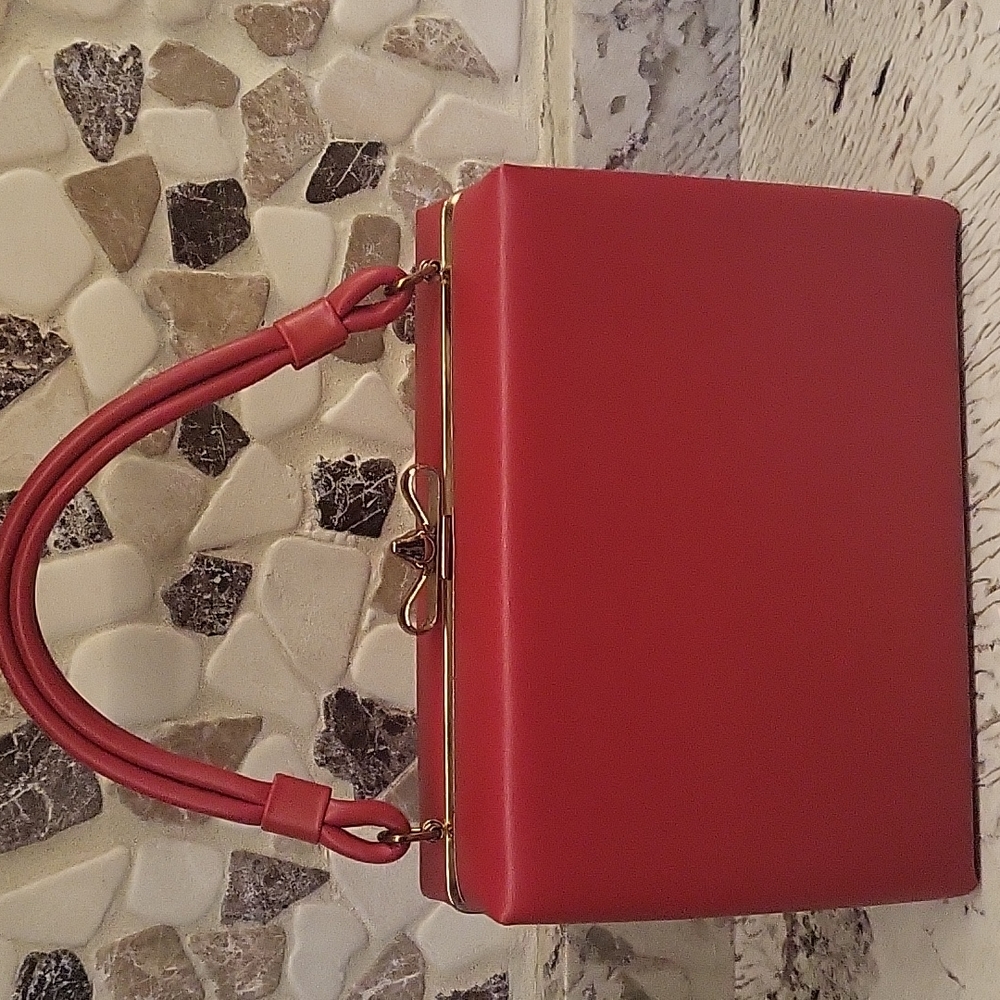 1960s Vintage Leather Red clutch purse